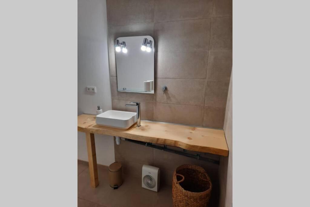 Apartamento Le liberté Aubenas Exterior foto